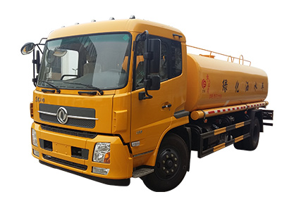 洒水车