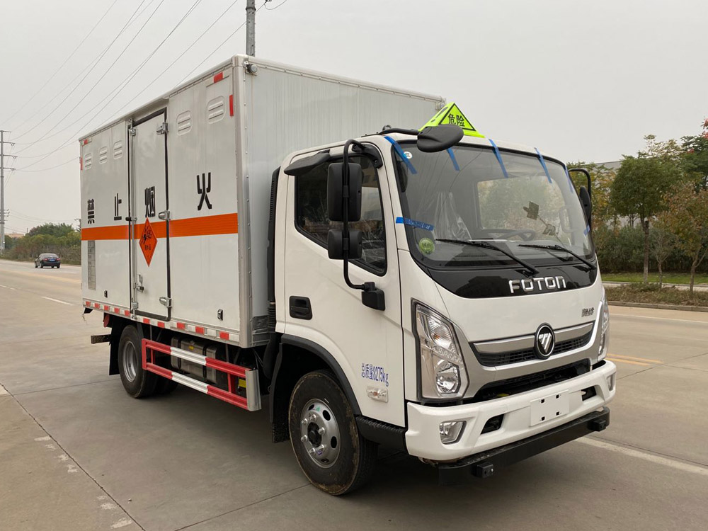 楚胜牌CSC5088XQYB6型爆破器材运输车