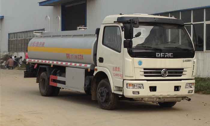 大力牌DLQ5120TGY5型供液车
