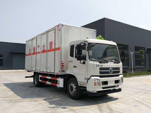 楚胜牌CSC5180XZWD6型杂项危险物品厢式运输车