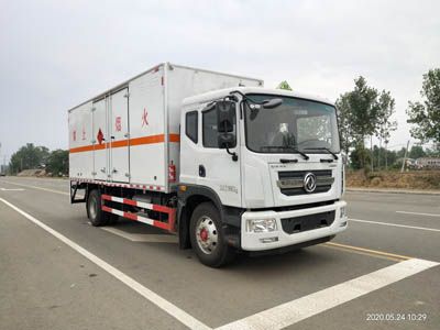 大力牌DLQ5180XRYEQ6型易燃液体厢式运输车