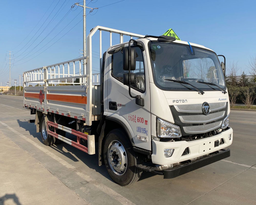 楚胜牌CSC5128TQPB6型气瓶运输车