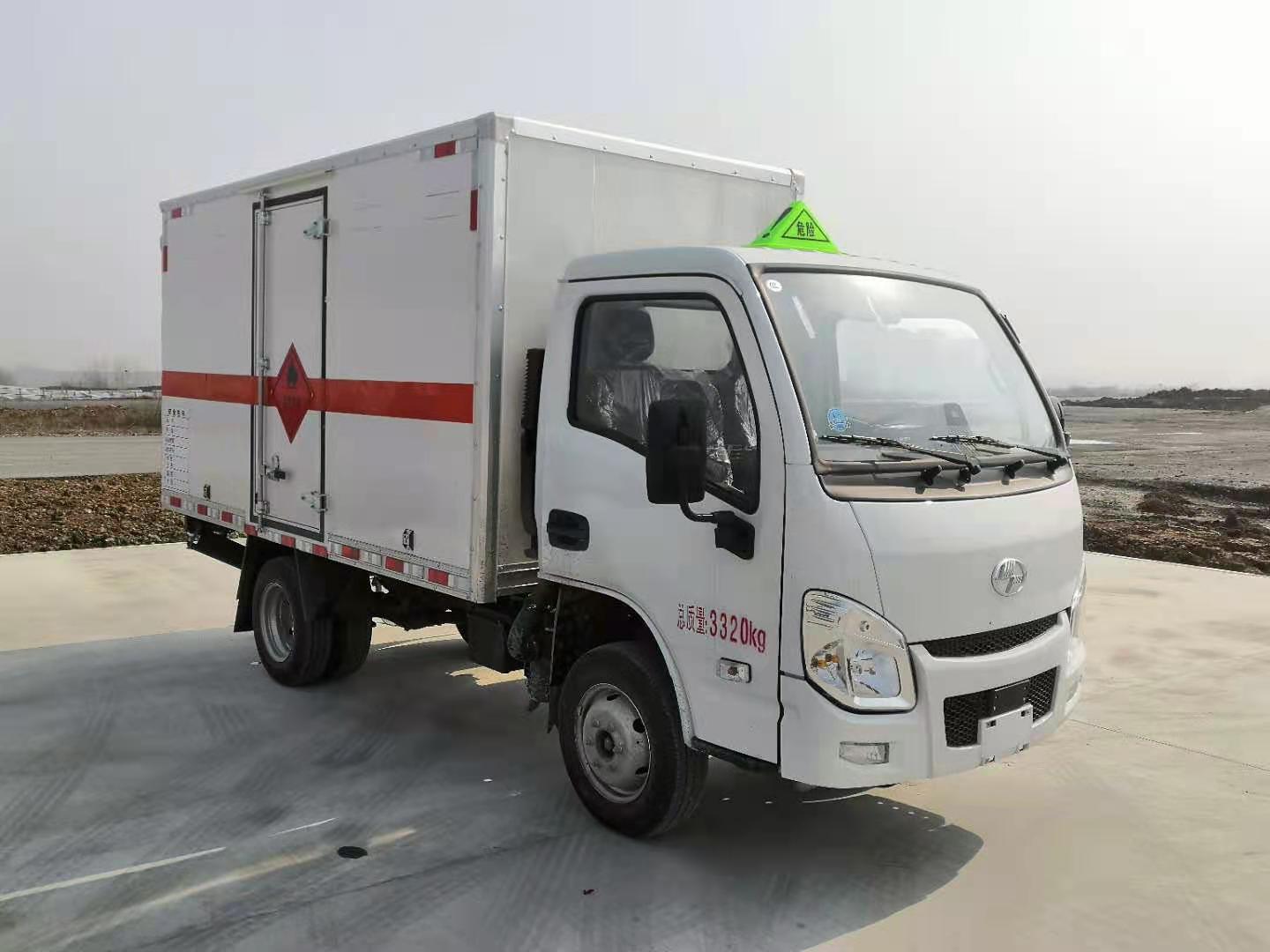 顺风智造牌SFZ5033XRQS6型易燃气体厢式运输车