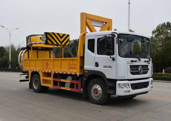 纵昂牌CLT5122TFZEQ6型防撞缓冲车