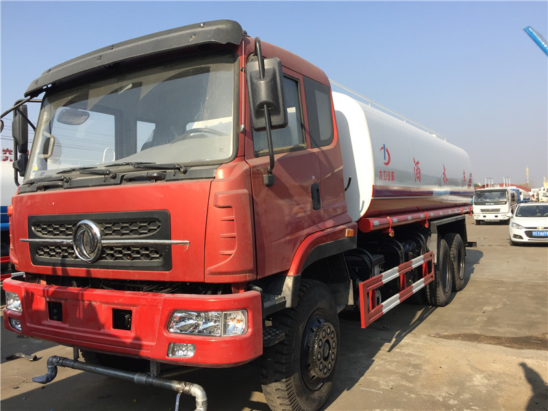 洒 水 车69.jpg